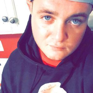 Meet your Posher, Cody